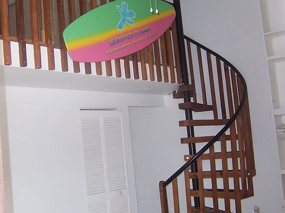 5th image of 2154 Bradford St APT 225