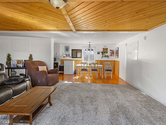 3rd image of 2530 Kossuth St