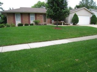 1655 Von Braun Trl, Elk Grove Village, IL 60007