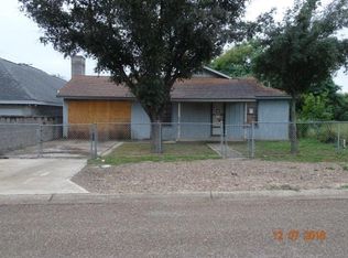 2003 Delmar St, Zapata, TX 78076