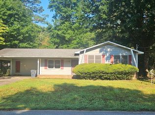 1016 Sugarloaf Ln, Anniston, AL 36207
