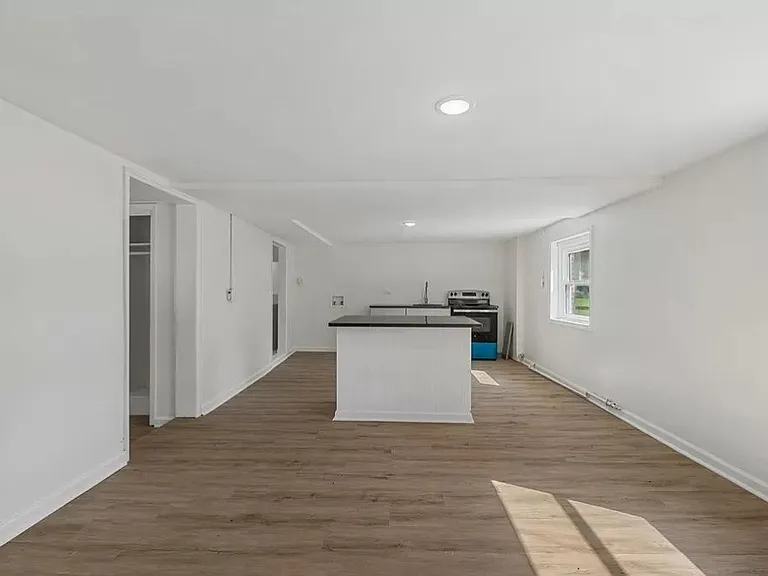 803 Lichfield Rd #B — Photo 2