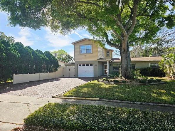5564 63rd Way N, Saint Petersburg, FL 33709