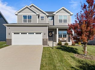 3910 Obsidian Dr, Champaign, IL 61822