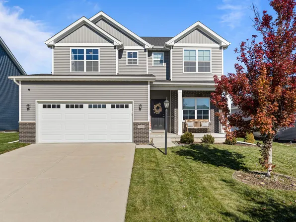 3910 Obsidian Dr, Champaign, IL 61822