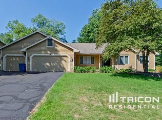 3745 Wescott Hills Dr, Eagan, MN 55123