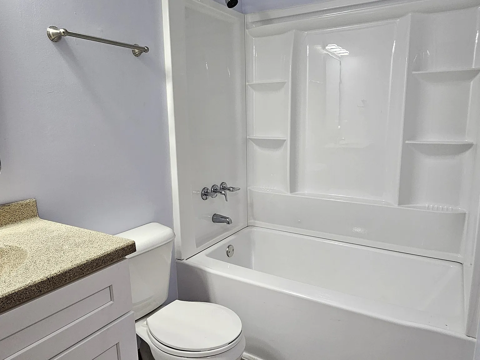 2 Bedroom Duplex in Saginaw Township — Photo 4
