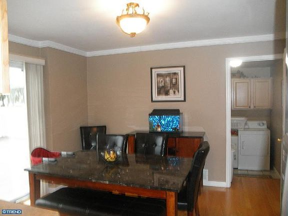 Breakfast Room