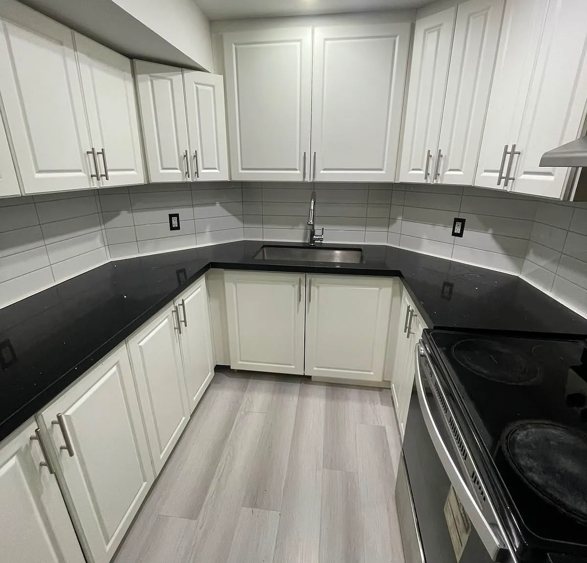 2 bed, 1.5 bath, 700 sqft, $1,550 — Photo 3
