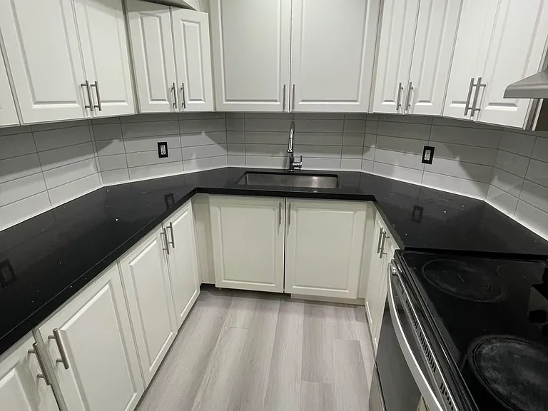 110 Highland Rd E #123 — Photo 3