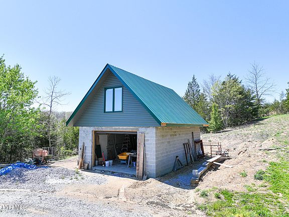 5th image of 701 Doc Hawkins Rd