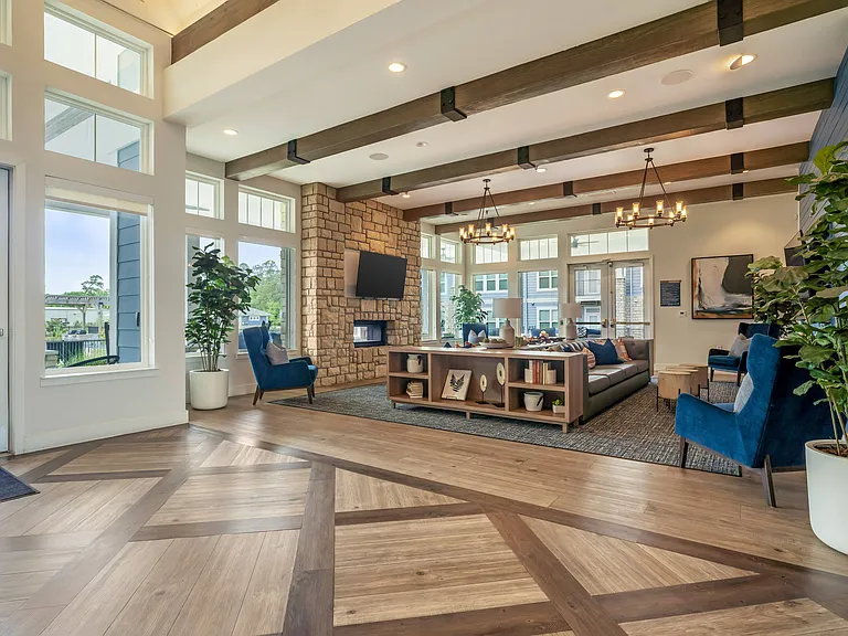 The Mason at Fremaux Park Apartments — Photo 19