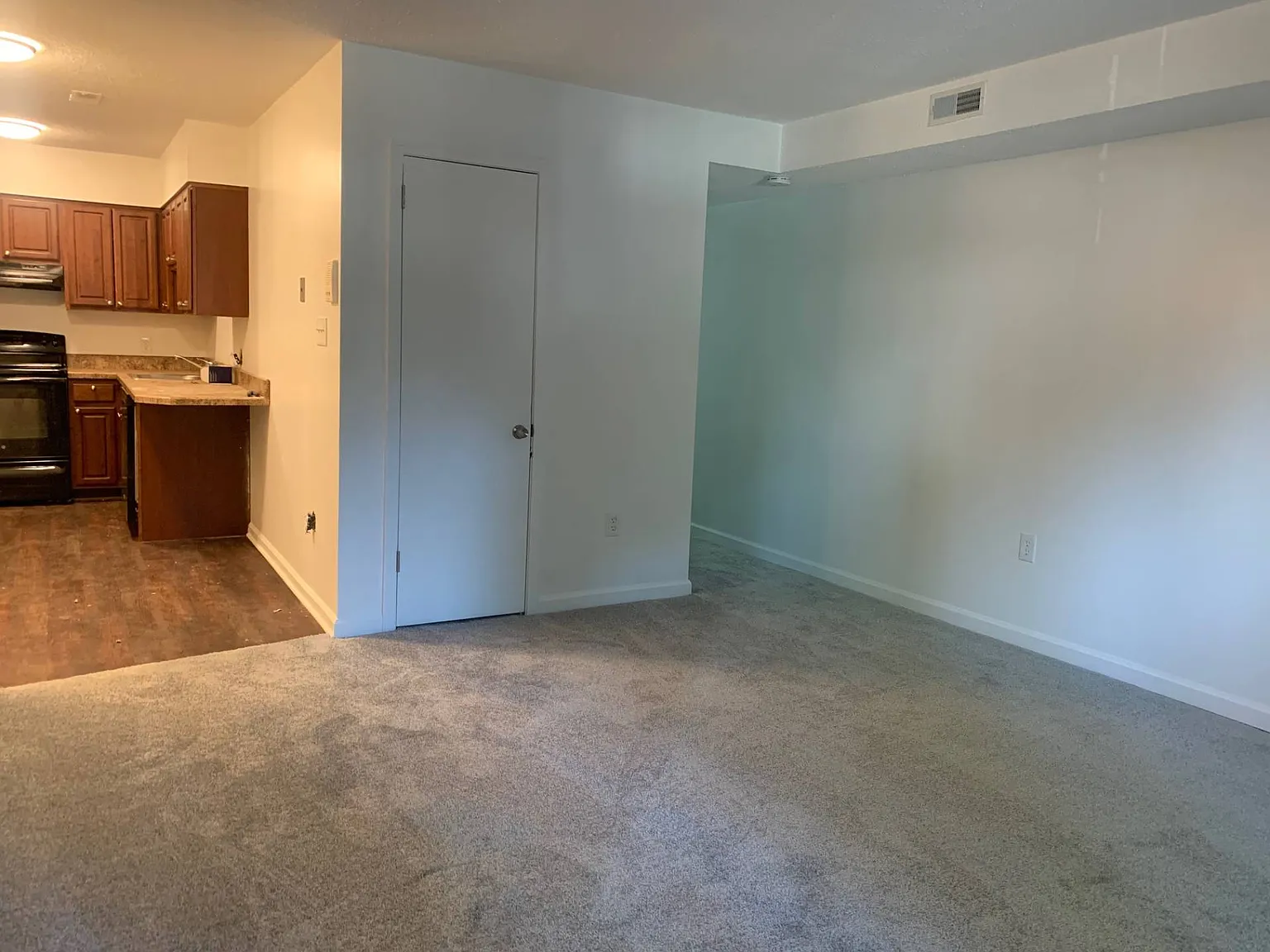 1552 Helderberg Ave — Photo 3