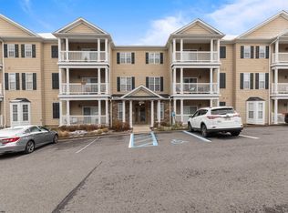 2218 Suncrest Vlg, Morgantown, WV 26505