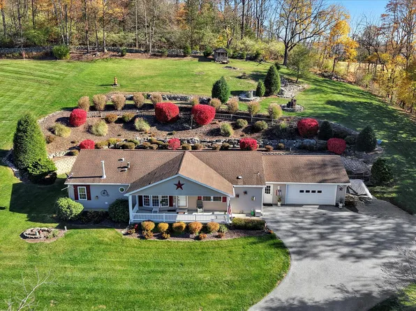 85 Mill Rd, Fleetwood, PA 19522