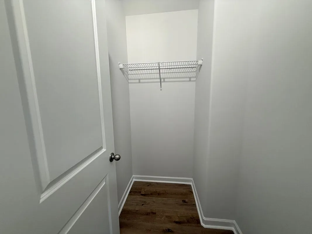 4 bed, 3.0 bath, 1634 sqft, $2,000 — Photo 4