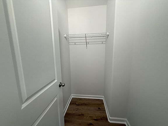 4th image of 4033 Shamel St