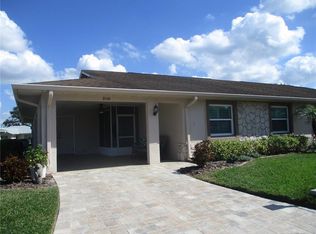 2110 Hembury Pl, Sun City Center, FL 33573