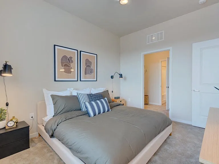 Incline 45 Apartments — Photo 5