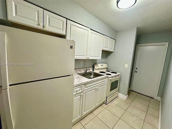 2nd image of 2110 Washington Ave #2110