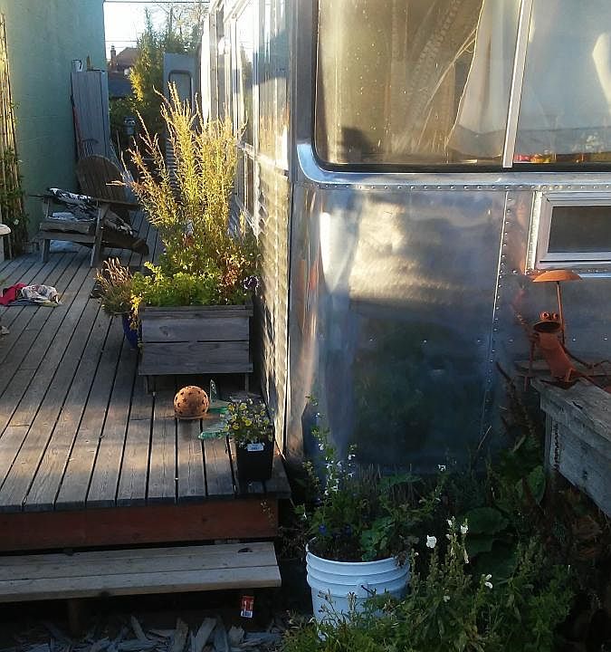 1st image of 2516 S 12th St