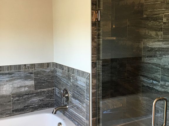 4th image of 433 Golfside Dr