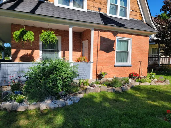 207 Echo St, East Jordan, MI 49727