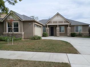 2968 14th Ave, Kingsburg, CA 93631