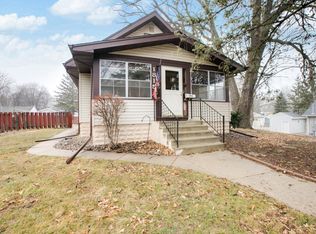 1815 Pleasant St, Lauderdale, MN 55113
