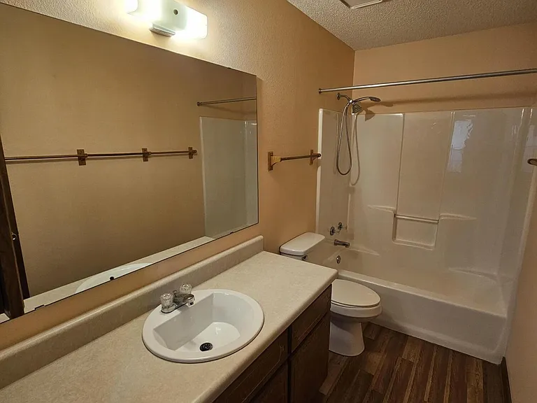 7854 Pleasant Oaks Ave — Photo 22