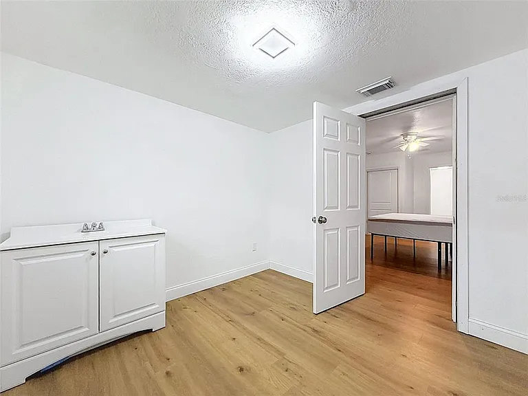 3316 W Nassau St — Photo 27