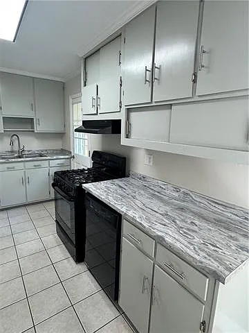 355 Roseland Pkwy — Photo 24