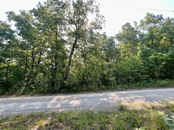 11 Charles Ct, Perryville, MO 63775