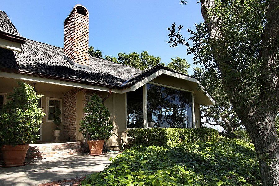 2nd image of 1025 Rimrock Ln