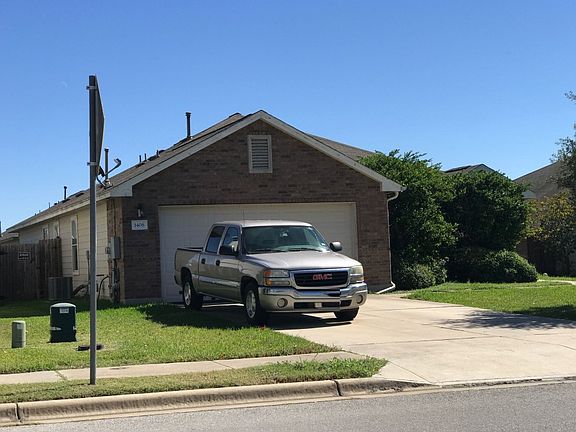 2nd image of 1406 Reagan Wells Dr