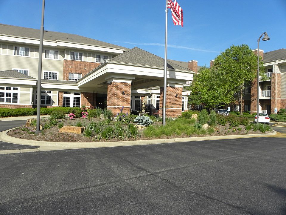 1st image of 801 N McLean Blvd #30