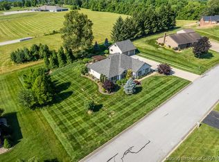 212 W Wendy Ln, Salem, IN 47167