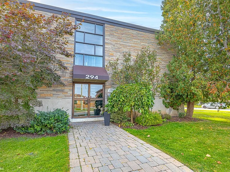 294 Lorne Ave #25 — Photo 7