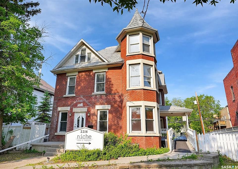 1st image of 2216 Lorne STREET