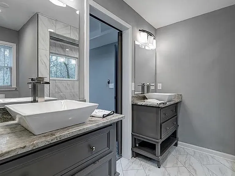 1888 Joseph E Boone Blvd NW — Photo 18