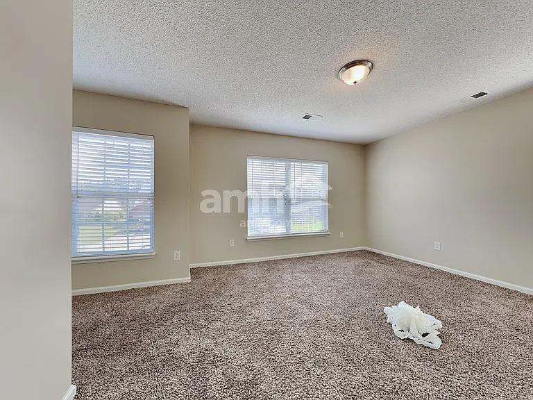 105 Walton Pl — Photo 15