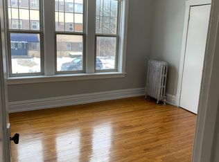 221 Washington Blvd #1N, Oak Park, IL 60302