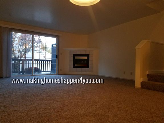 4001 12th St Cutoff #14 across living space from dining area