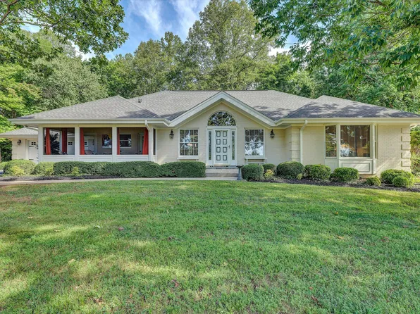 595 Gangplank Rd, Moneta, VA 24121