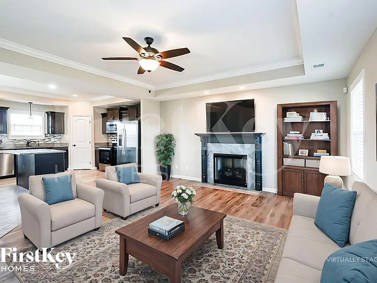 1544 Kestrel Dr — Photo 4