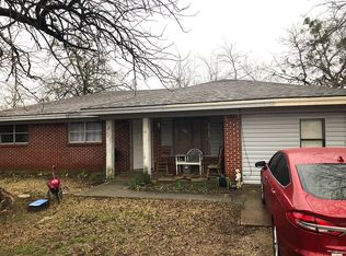 201 E 1st St, Quinlan, TX 75474