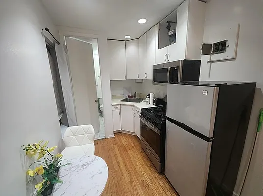 Rented by GPS Realty NYC | media 6