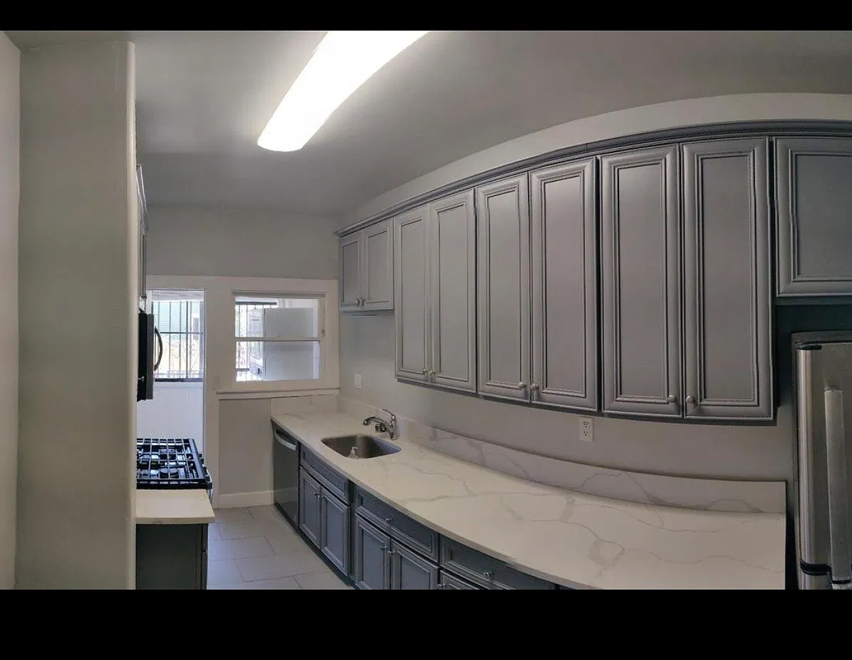 1 bed, 810 sqft, $2,150 — Photo 3