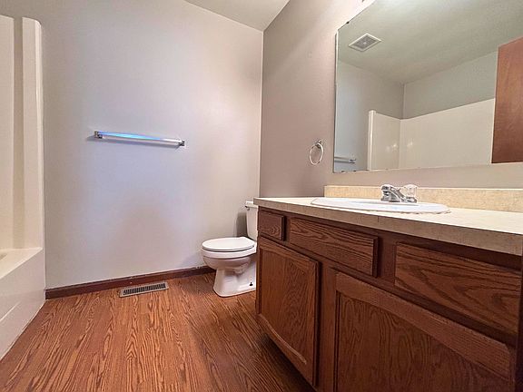 5th image of 1906 Sand Dollar Dr #D