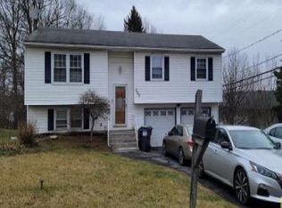 202 Everett Pl, Maybrook, NY 12543